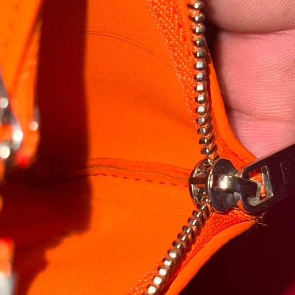 Louis Vuitton orange aerogram key pouch clea cles coin purse charm - Picture 11 of 13